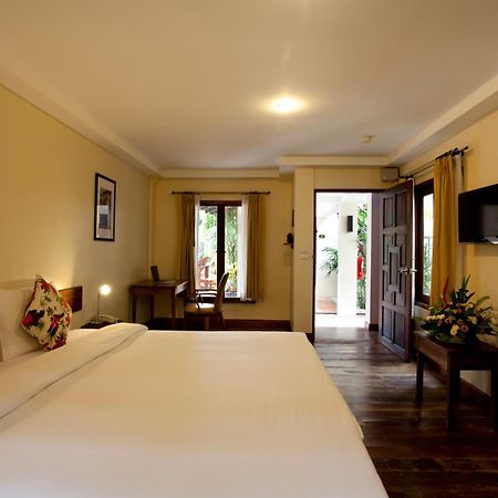 Pier 42 Boutique Resort & Spa Чалонг Экстерьер фото