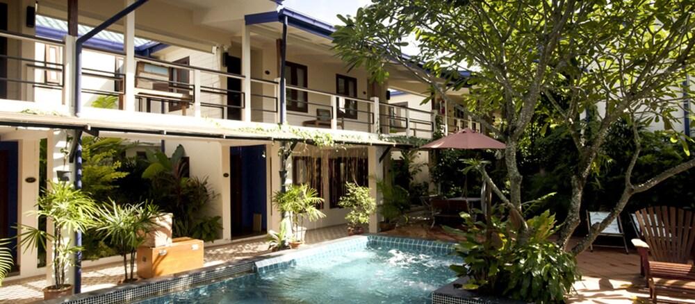 Pier 42 Boutique Resort & Spa Чалонг Экстерьер фото